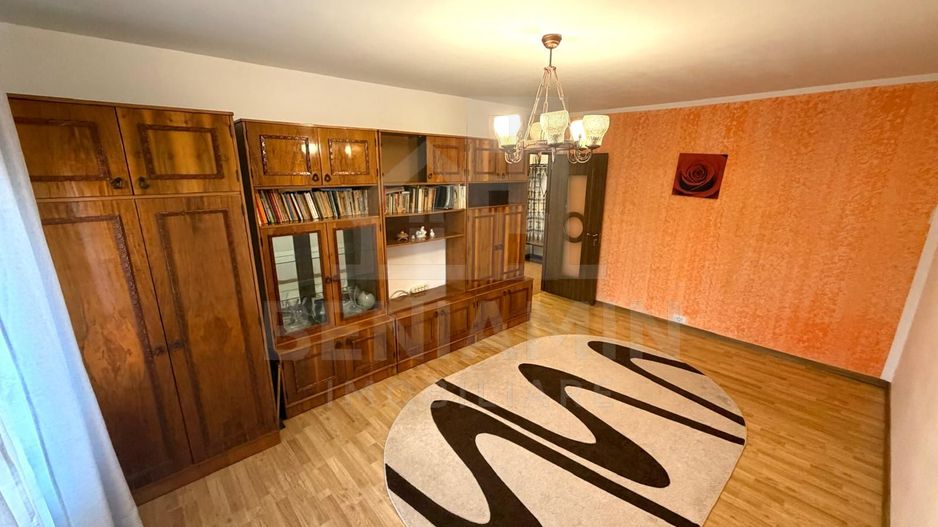 3 camere decomandat cu 2 bai Rovine etajul 3 centrala termica 72mp - Poză 2