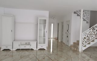 Casa de inchiriat 4 camere 180 mp-curte-Zona Hotel Diana - Poză 6