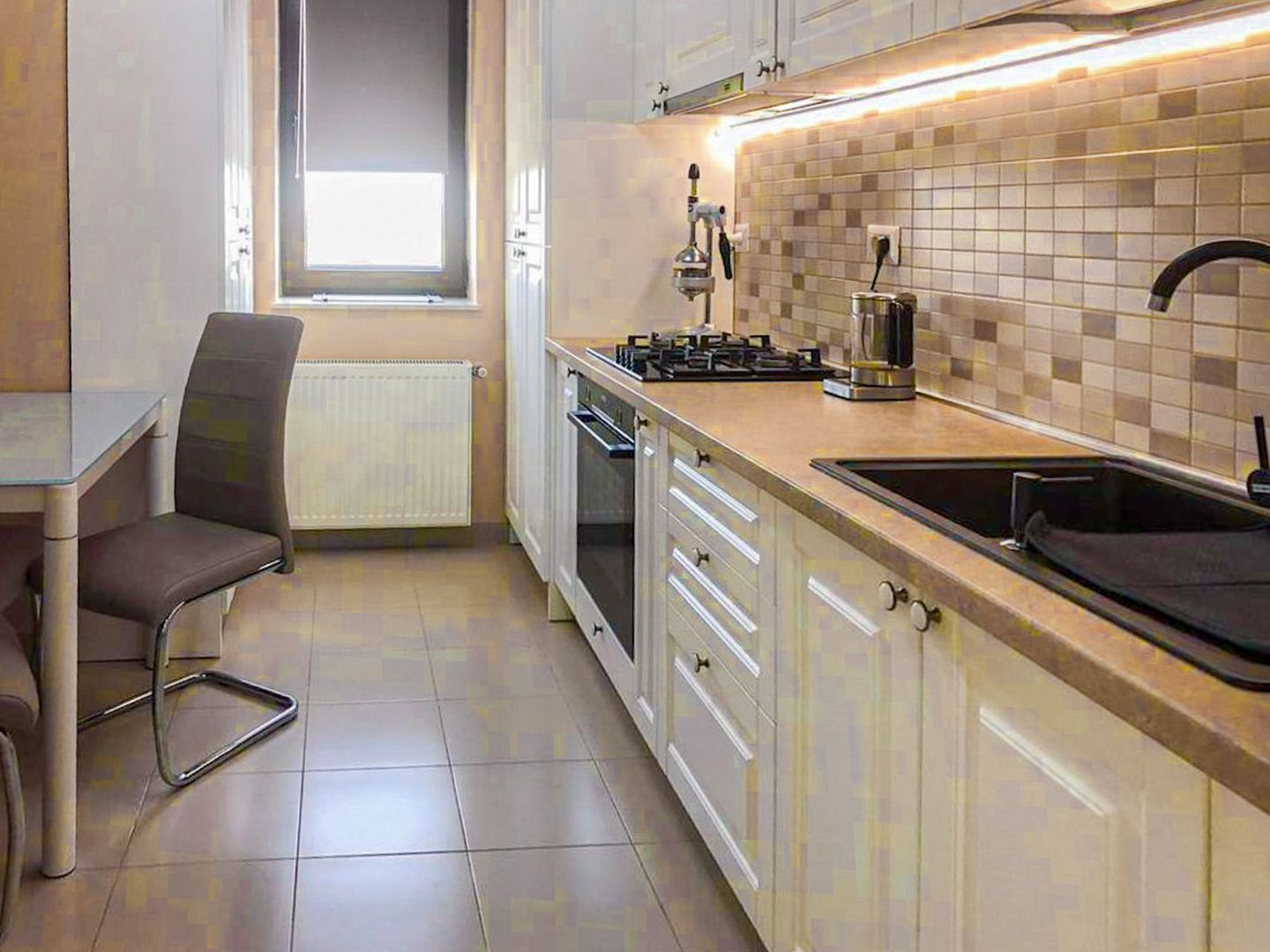 Apartament 3 camere de lux | 162 mp | Mobilat și utilat | Erou Iancu Nicolae - Poză 9
