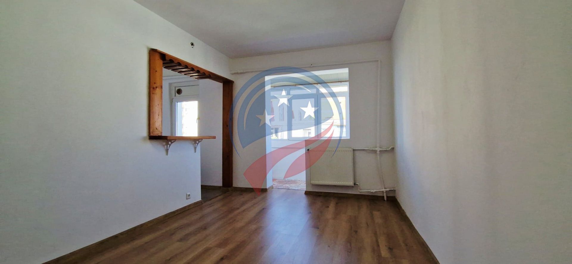 Aparament de vanzare in zona Craiovita - Poză 2