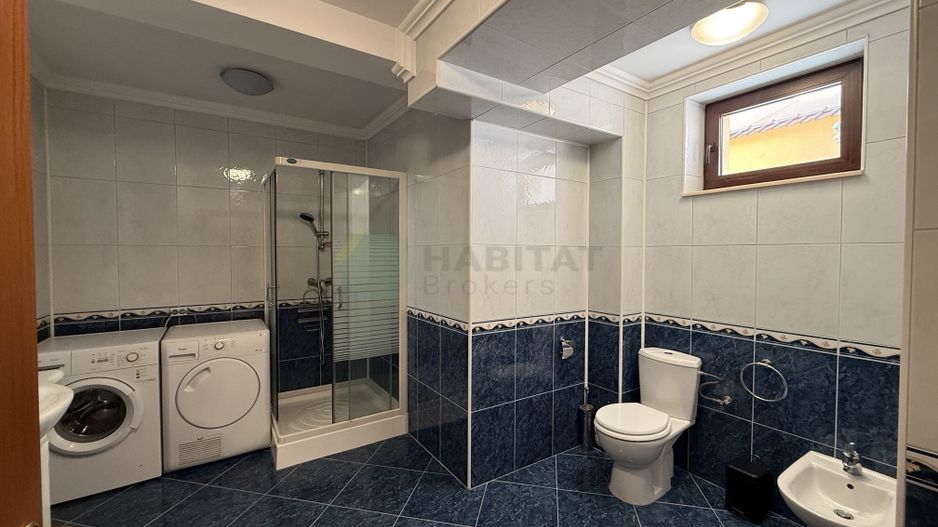 Vila 9 camere cu piscina si teren de 1.000 mp - Poză 20