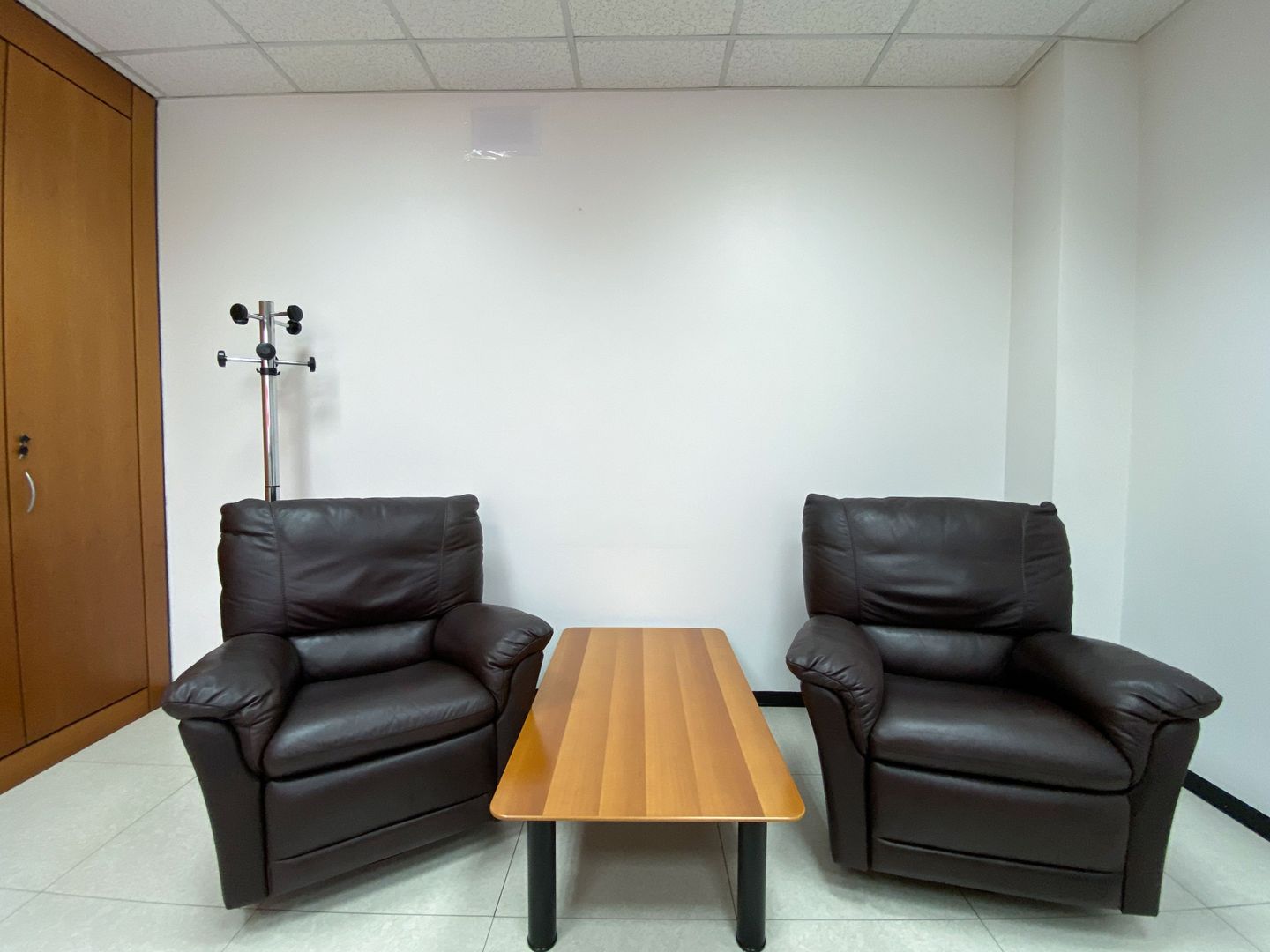 Cladire cu functiuni mixte - Poză 14