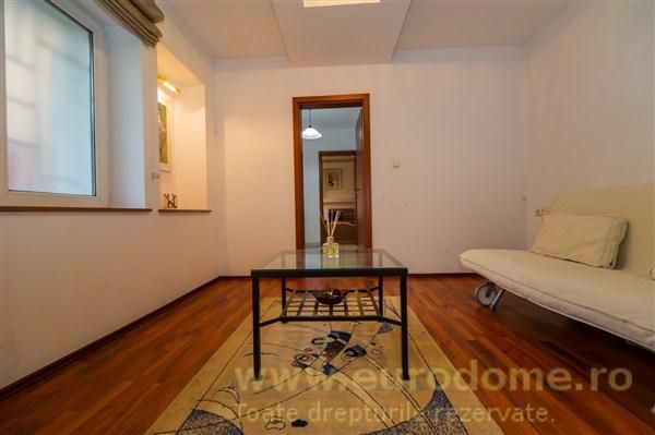 Exclusivitate - La 7 minute de Parcul Central si Drumul Poienii, imobil la cheie - Poză 1