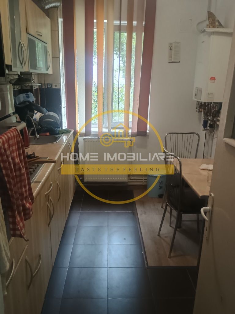 Apartament cu 2 camere/ 45mp/ zona Podu Ros - Poză 4