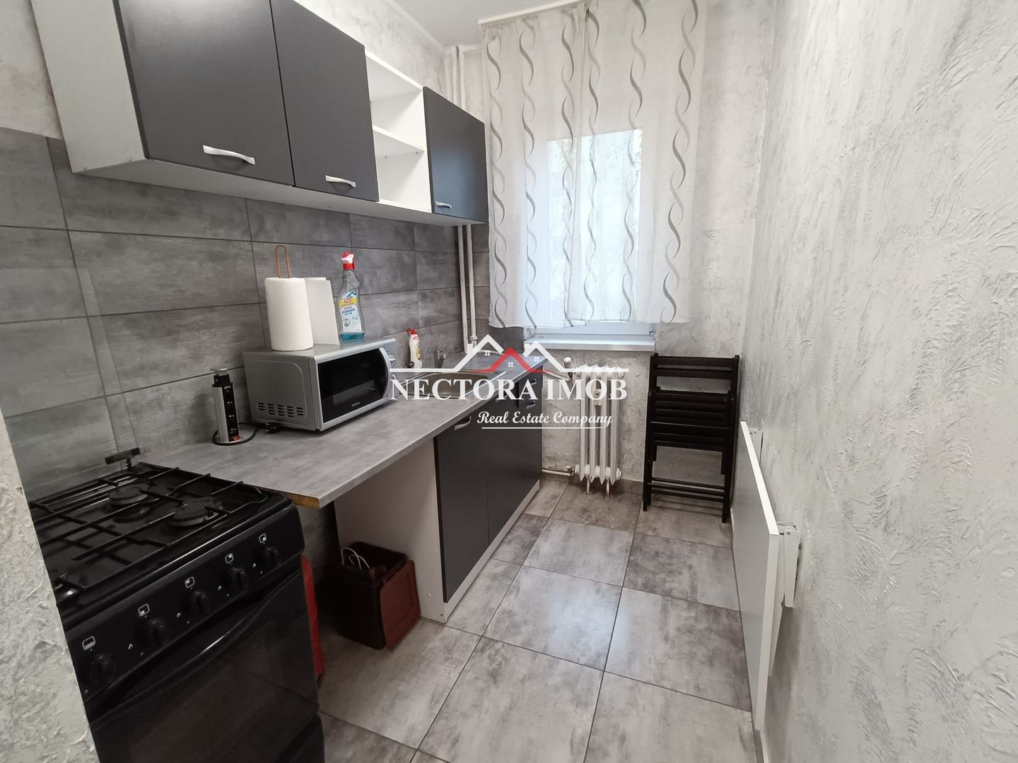 NECTORA IMOB-Apartament 2 camere, Zona Rogerius, Etaj 1,mobilat/utilat - Poză 3