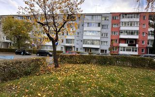 Apartament spre vanzare cu 2 camere – zona Planetelor, Brasov - Poză 1