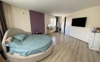 PRET REDUS!!! Vila de lux, P+E+M, piscina, 7 minute de centru Bistritei - Poză 13