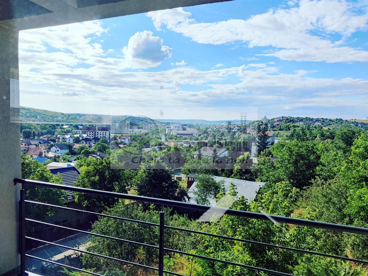 Casa/Vila de inchiriat Bucium - 850 euro - Poză 14