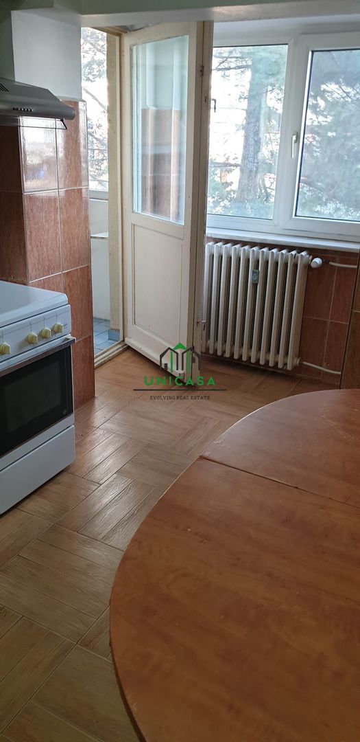 Apartament 3 camere /Calea lui Traian/Etaj 1/4 - Poză 3