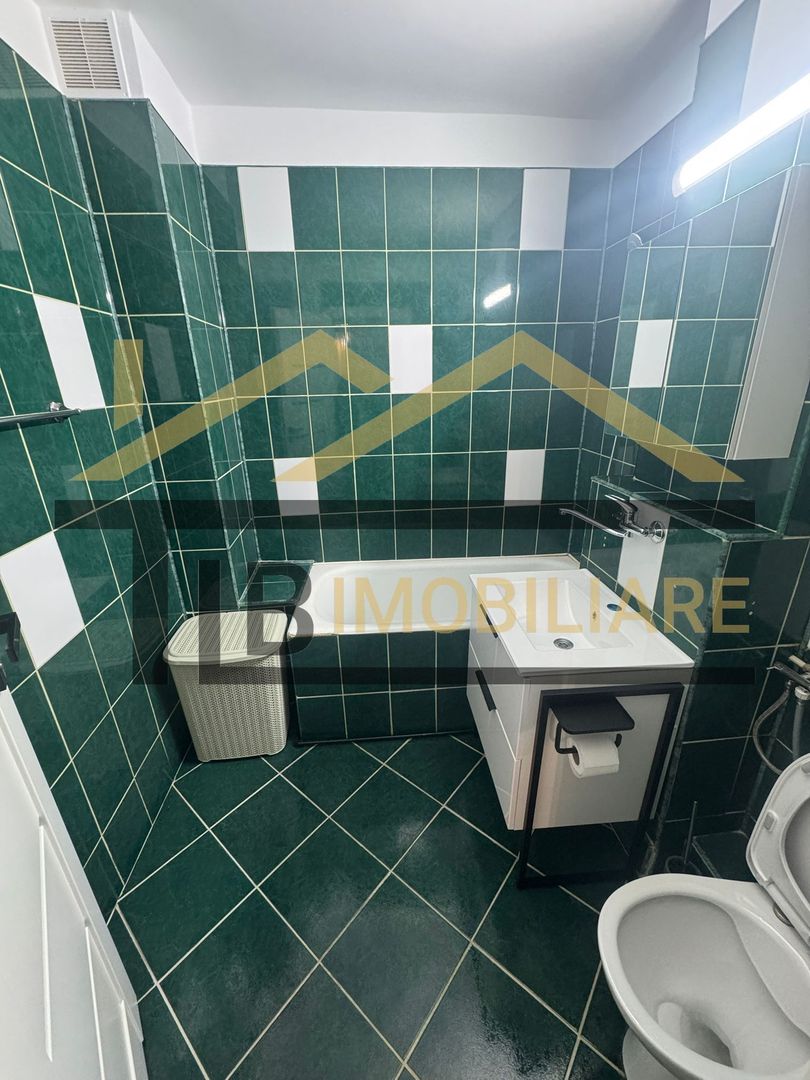 Apartament de 3 camere, 70 mp, decomandat, Zona Fortuna - Poză 11