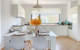 Vila individuala - Tunari - 4 camere - 2 bai - 100mp – 330 mp teren - Poză 5