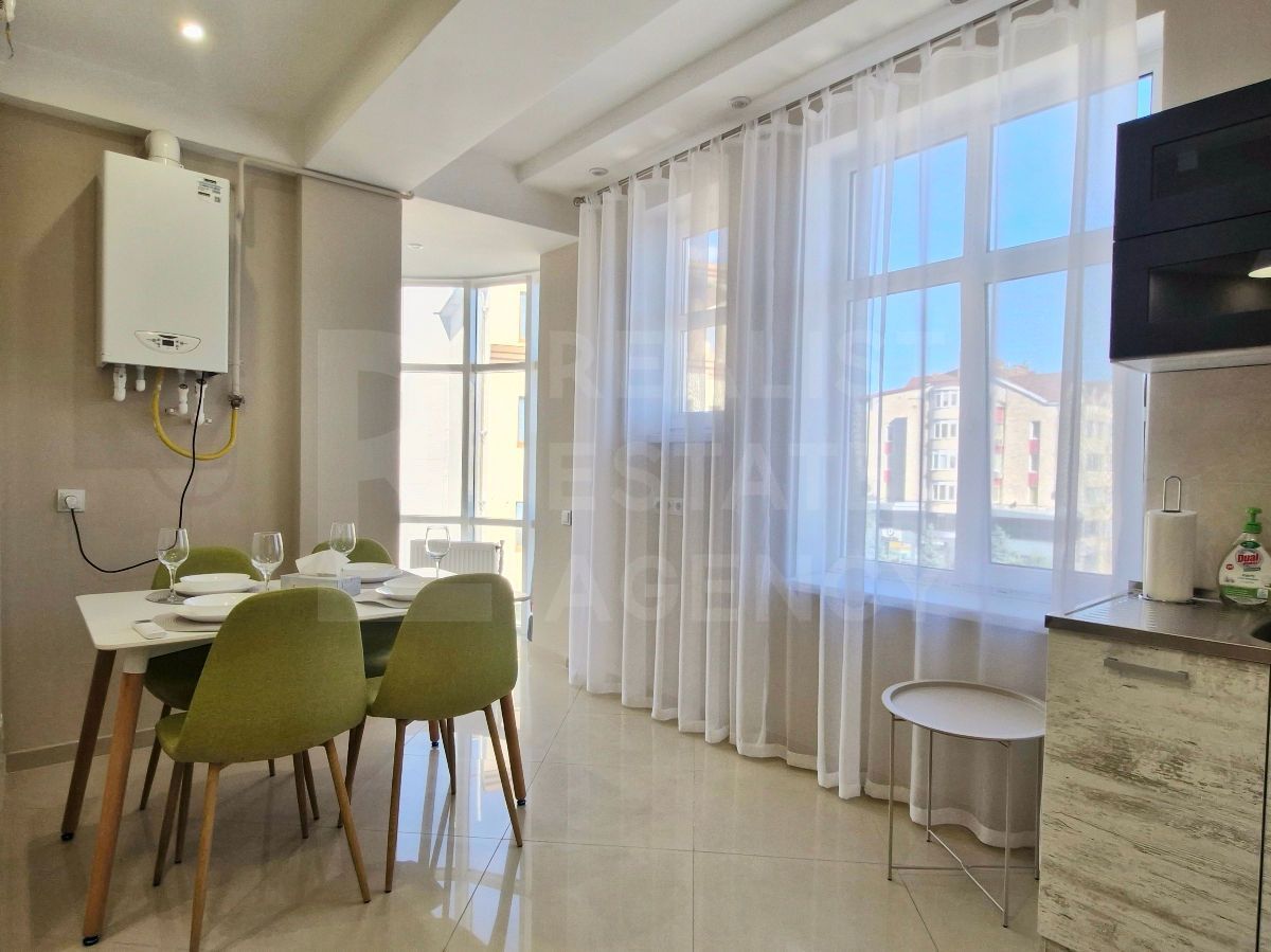 Chirie, apartament, o cameră, str. Alexandru Hâjdeu, Centru - Poză 3