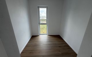 Apartament cu 4 camere pe 2 nivele in Giroc - Poză 4