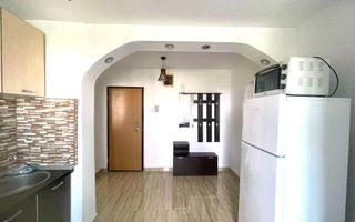 🏠 Închiriez Apartament cu - Poză 8