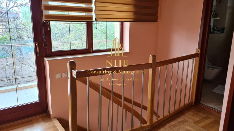 Ocazie rara! Vila de 4 camere in Baneasa + garaj - Poză 21