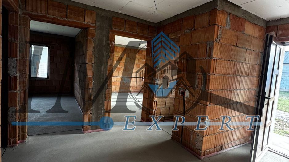 Casa in proces de finisaj de vânzare in Sebeș - Poză 10