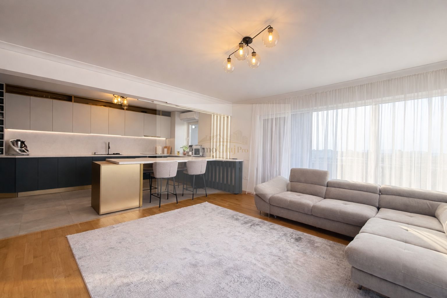 Vanzare 4 camere  + terasă 105 mp, view panoramic, Bună Ziua - Poză 4