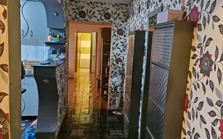 Apartament cu 3 camere ~ zona Brosteni / Colegiu ~ etaj 3 din 4 - Poză 11