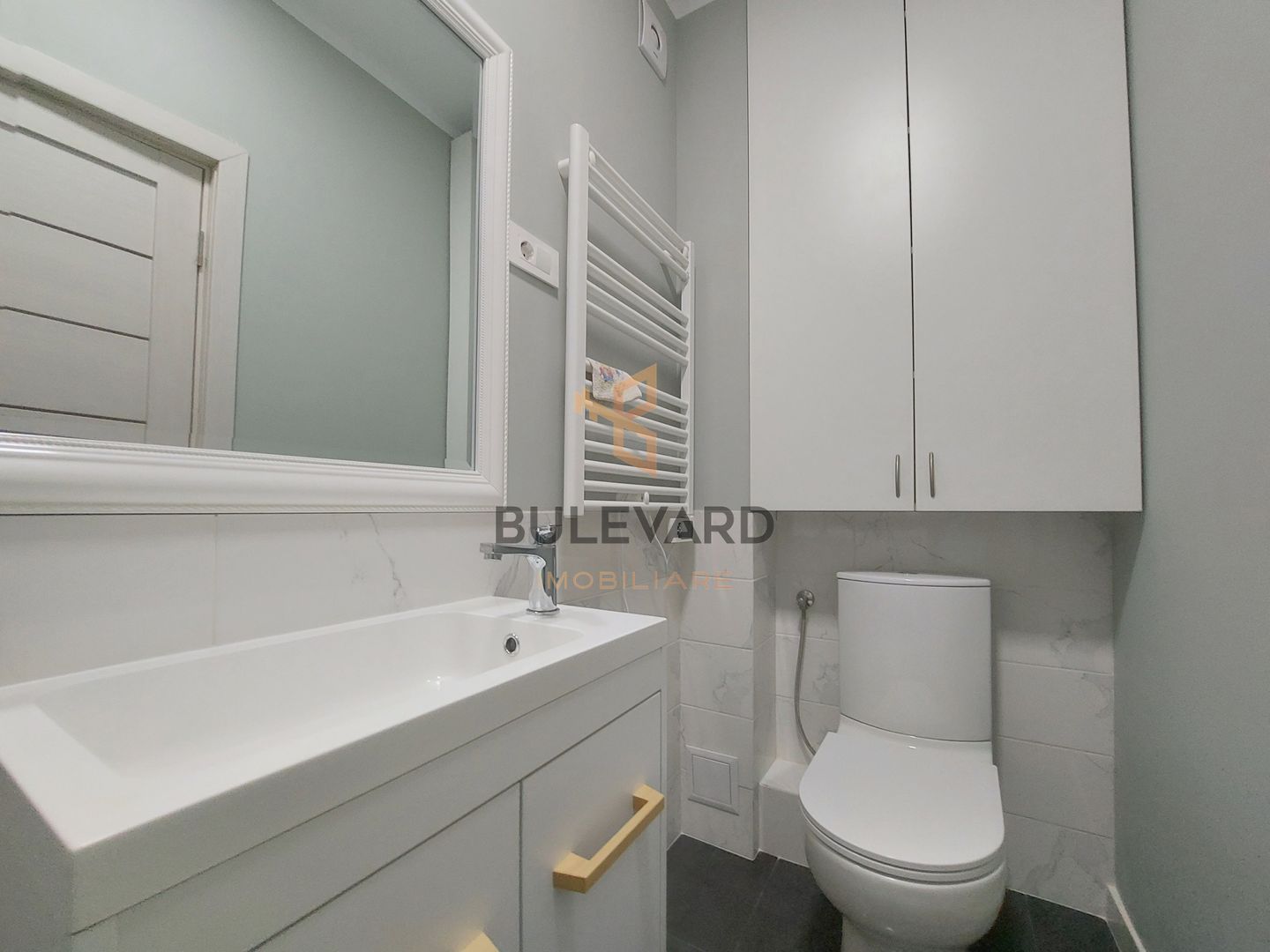 Apartament cu 3 camere/70 mp/zona Vivo! - Poză 9