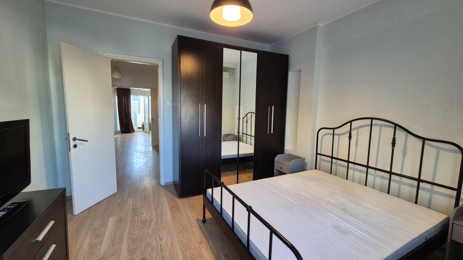 Apartament cu 3 camere 85 mp - Piata Romana - Poză 3