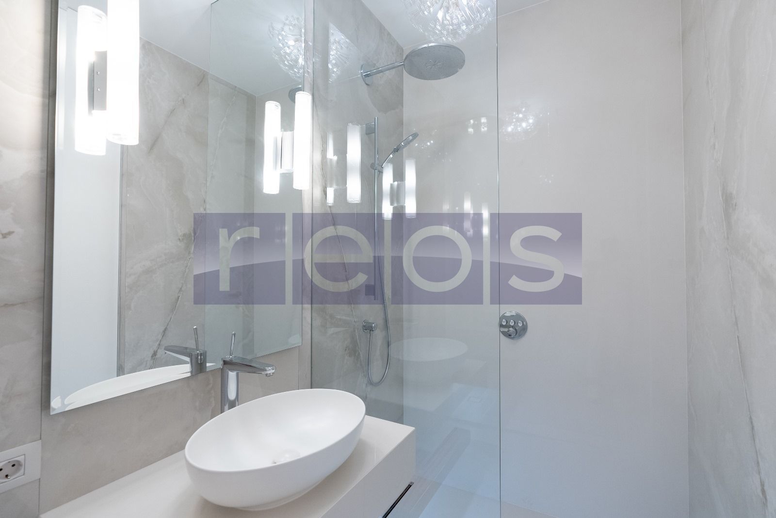 APARTAMENT PREMIUM ZAMBACCIAN | 180 MP | 4CAMERE| LOC PARCARE - Poză 13