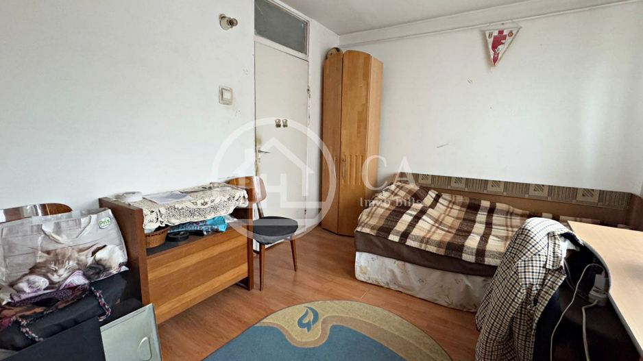 Apartament cu 2 camere de vanzare in zona Rogerius Oradea - Poză 2