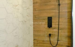 Apartament superb de 4 camere, curte proprie, zona Bartolomeu. - Poză 7