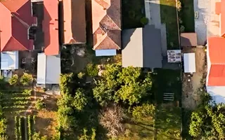 Casă P+M cu grădină generoasă în Ineu - Poză 27