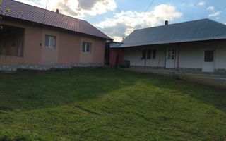 Casă de vânzare în Sat Bâcu, Comuna Ipatele – 4 camere, 2000 mp teren - Poză 1