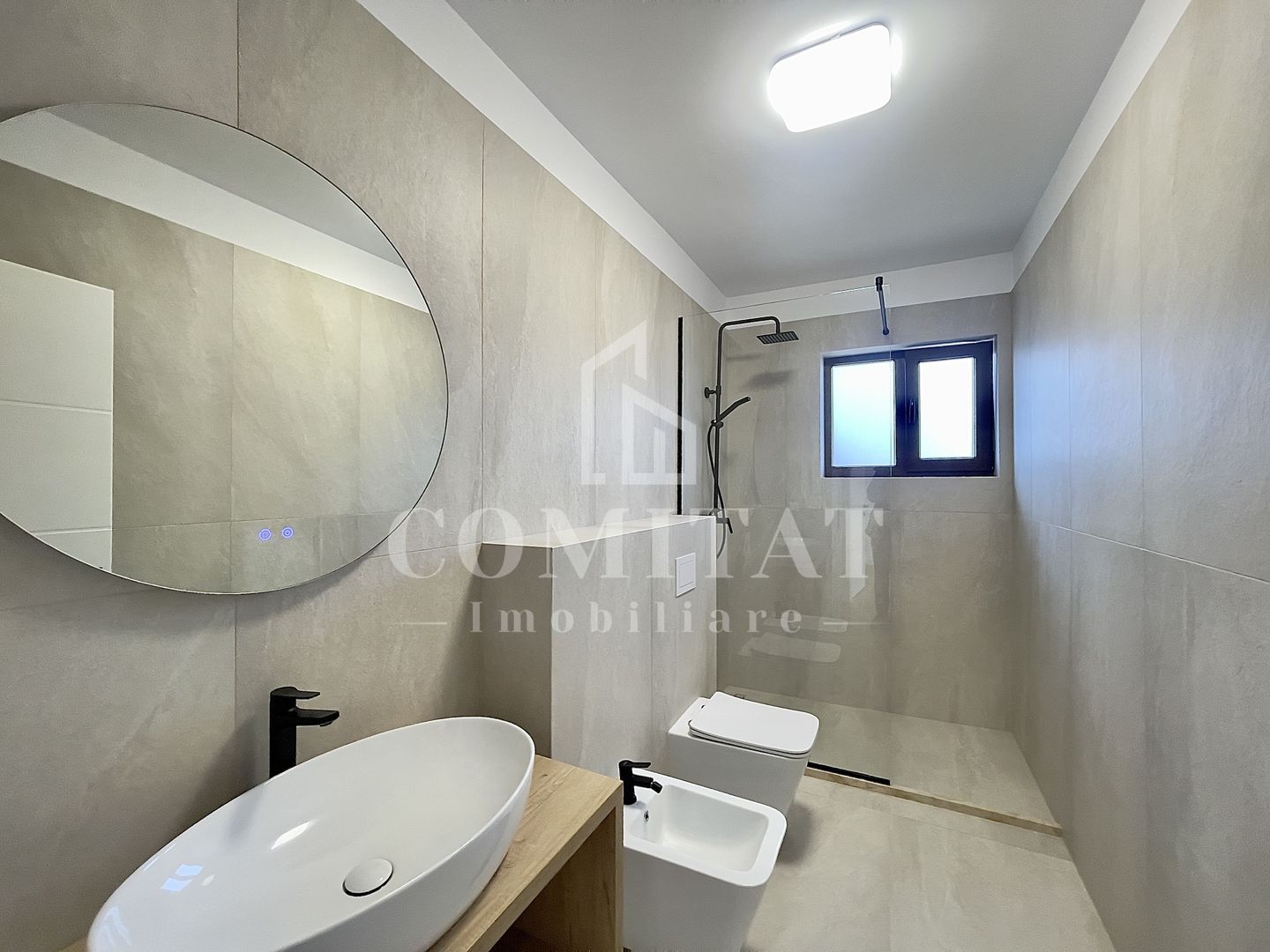 Case finisate calitativ construite zona de case și vile - Poză 6
