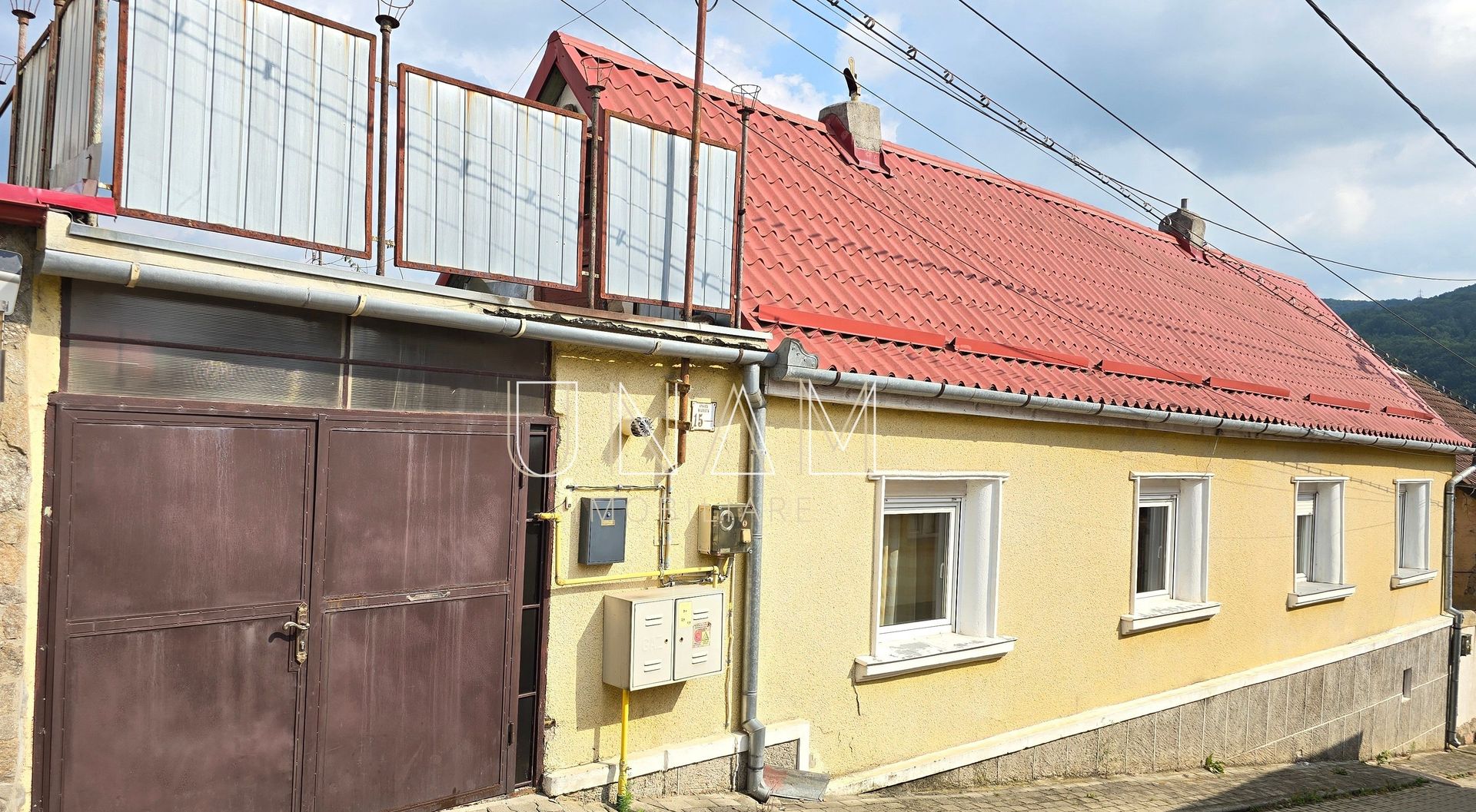 Casa 144 mp utili, organizata in 2 apartamente | Muncitoresc, Resita - Poză 1