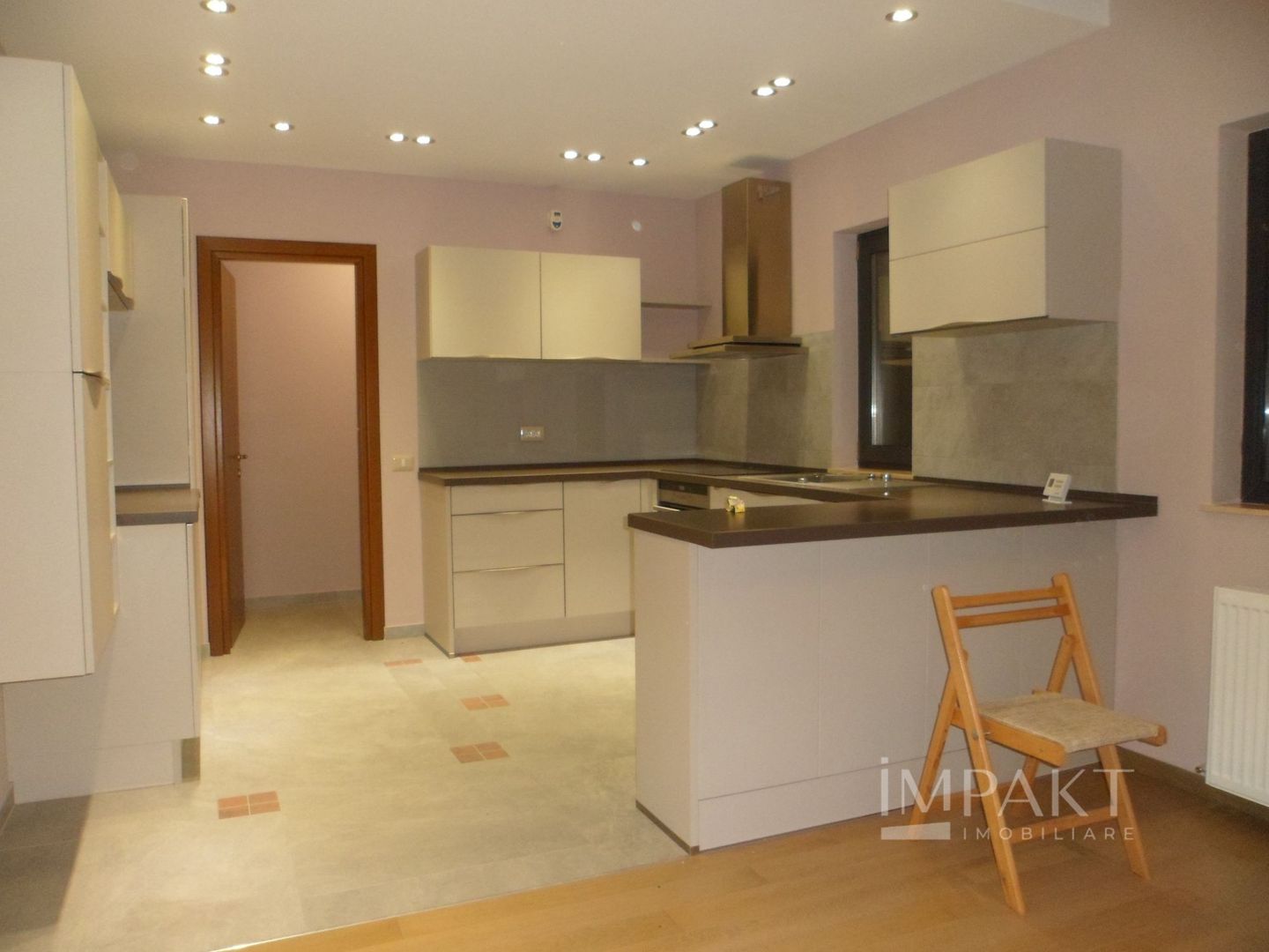 Casa de inchiriat pe 3 niveluri, cartier Grigorescu! - Poză 3