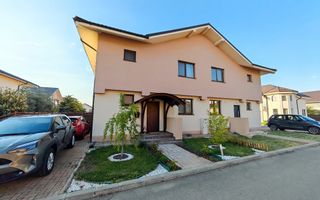 Prima inchiriere, vila cocheta, cu accente exotice - Poză 27