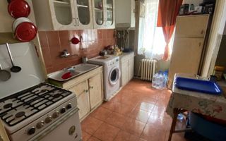 Apartament 2 camere in micro 16 etaj 1 - Poză 5