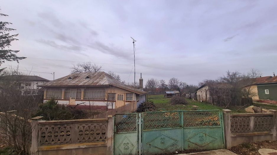 Crevedia - Darza , teren si casa batraneasca - Poză 5