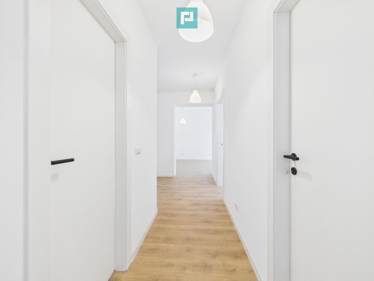 Apartament 3 camere |  Vulcan Residence și Parcul Sebastian - Poză 2