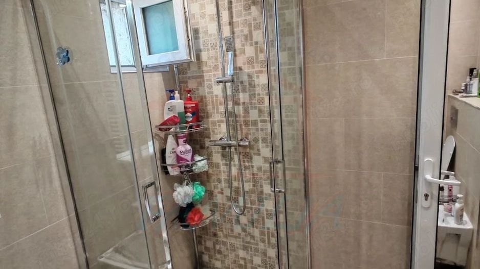 APARTAMENT DE VANZARE,3 CAMERE, 68.000 EURO - Poză 2