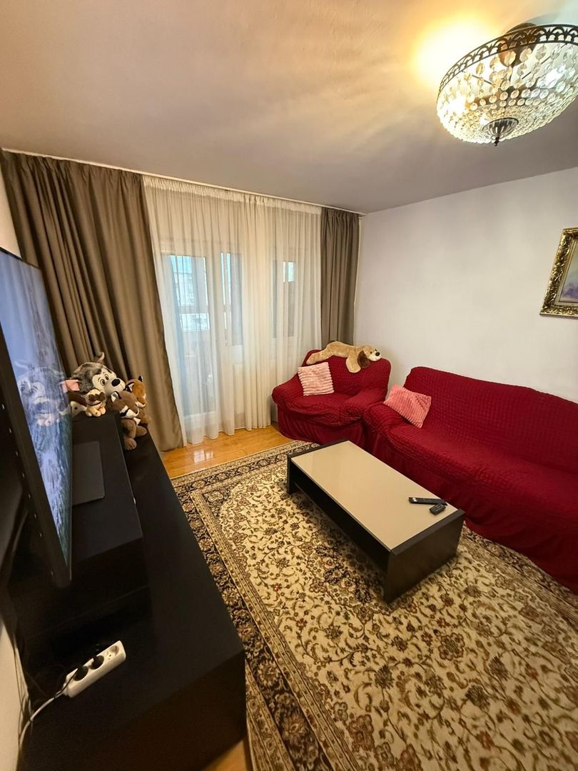 3 camere decomandat Metrou Crângași + Parcare - Poză 1