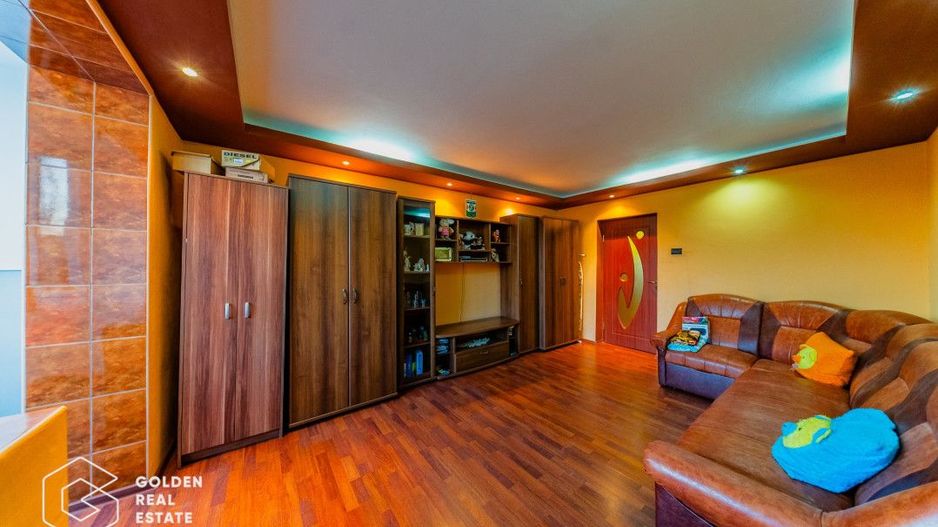 Apartament 3 camere, Micalaca  zona Miorița, comision 0% - Poză 1