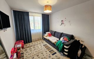 1/2 Duplex mobilat, utilat, 4 camere, pivnita, 200 mp teren - Poză 13