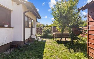 Apartament 2 camere de vânzare – Sanpetru, parter, curte proprie - Poză 10