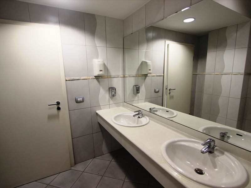 Showroom -150mp-zona de Nord - Poză 16