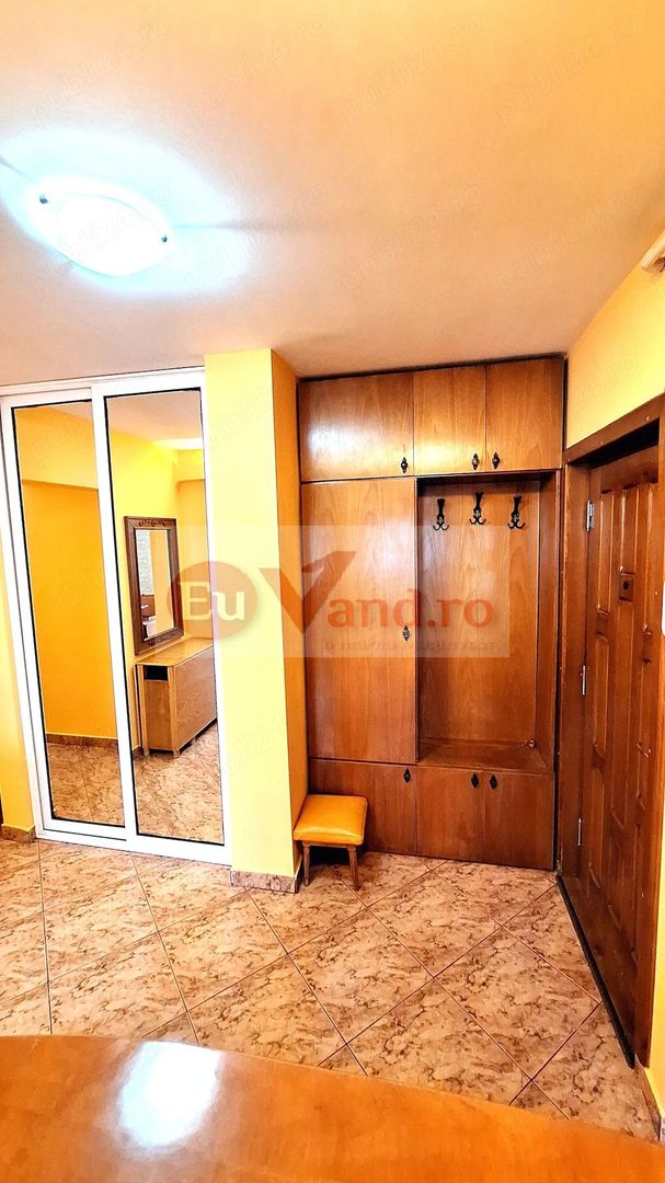 De inchiriat apartament  renovat cu 3 camereTiglina 3, 500 E - Poză 4