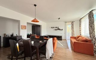 Apartament la cheie / etaj intermediar / Zona Eroilor - Poză 2