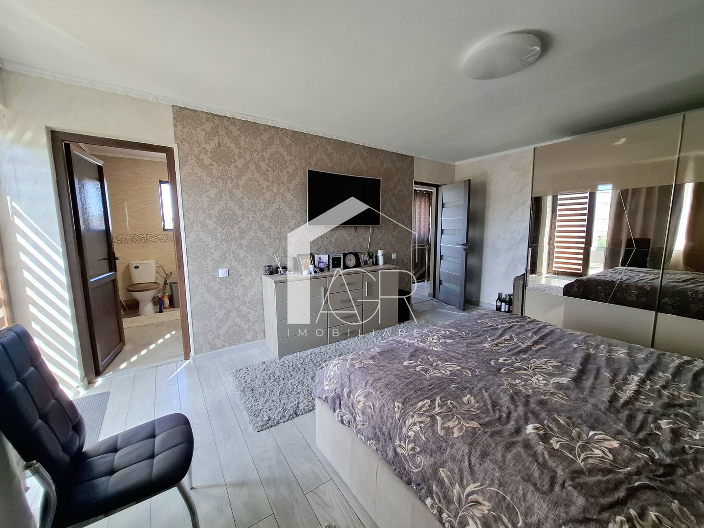 Casa P+1E, cu 5 camere, Strejnicu - Poză 14