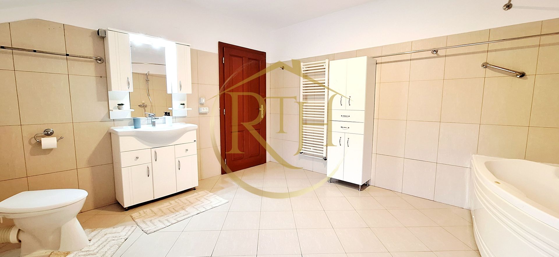 Oferim spre inchiriere, casa deosebi cu 4 camere,2 garaje,zona Soarelui-Braytim - Poză 20