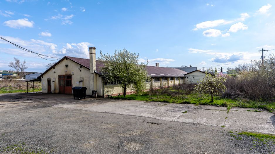 Hala industrială cu teren 10.495 mp – potențial supermarket, Lipova - Poză 6