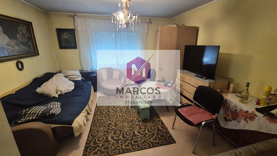 Vand casa 4 camere Moniom - Poză 6