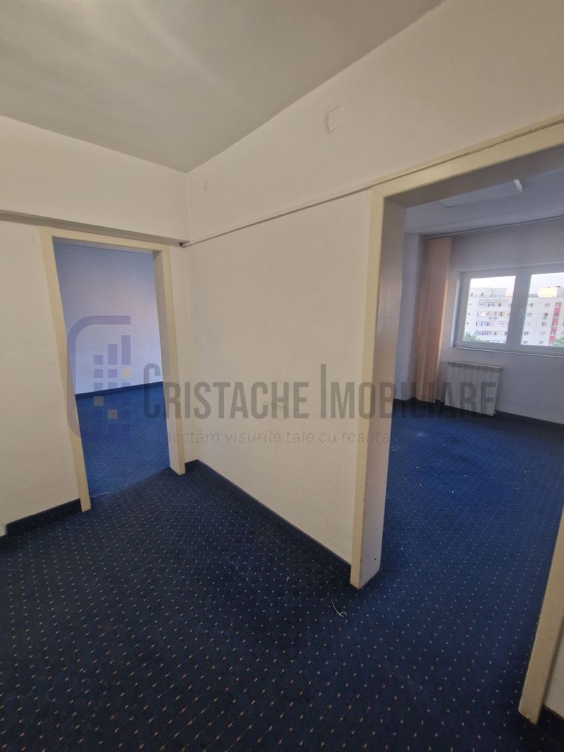 Spatiu comercial-birou. Tineretului, 2 camere decomandat, 67 mp. - Poză 1