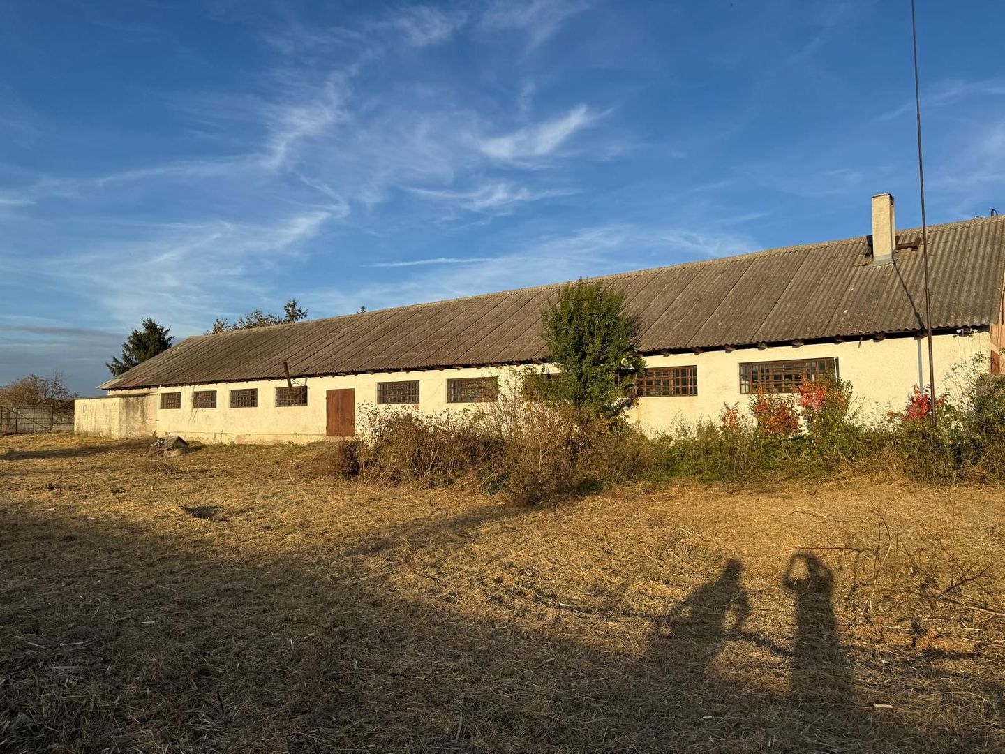 Vanzare teren 5377 mp + hala zona Chilieni Sf. Ghoerghe - Poză 1